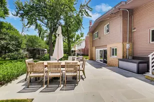 303 Charal Ln, Highland Park, IL 60035 - Photo 23