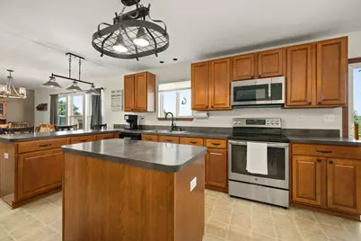 103 Evergreen Drive, Kirkland, IL 60146 - Photo 13