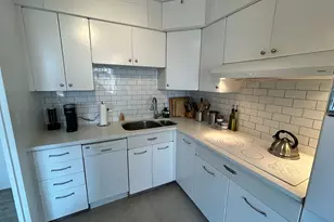 5757 N Sheridan Rd, Chicago, IL 60640 - Photo 9