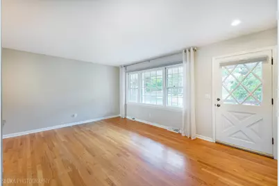 320 Deveron Circle, Cary, IL 60013 - Photo 3