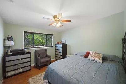 2455 Belleview Avenue, Westchester, IL 60154 - Photo 17