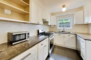 8200 Major Ave, Morton Grove, IL 60053 - Photo 9
