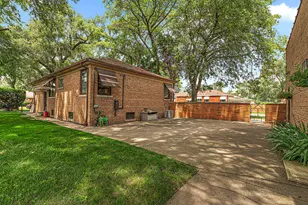14401 S Hoxie Ave, Burnham, IL 60633 - Photo 19