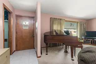 14401 S Hoxie Ave, Burnham, IL 60633 - Photo 3