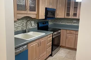 1405 E Central Rd, Arlington Heights, IL 60005 - Photo 3
