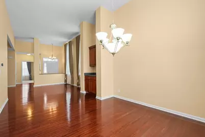 239 Pawtucket Avenue, Elgin, IL 60124 - Photo 11