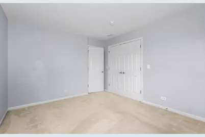 239 Pawtucket Avenue, Elgin, IL 60124 - Photo 27