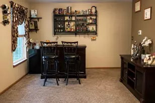 720 Ridge Dr, Marengo, IL 60152 - Photo 3