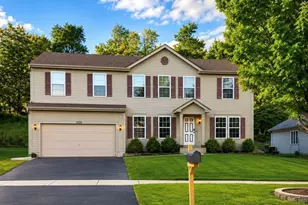 720 Ridge Dr, Marengo, IL 60152 - Photo 1