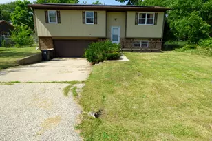528 W Pheasant Ct, Round Lake Beach, IL 60073 - Photo 19