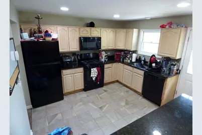 528 W Pheasant Court, Round Lake Beach, IL 60073 - Photo 7