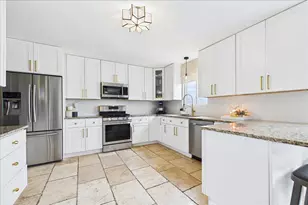 13320 Bucksburn Ln, Beach Park, IL 60083 - Photo 5