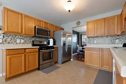 7017 Golden Eagle Drive, Loves Park, IL 61111 - Photo 5