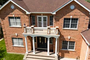 6802 Revere Ct, Gurnee, IL 60031 - Photo 3