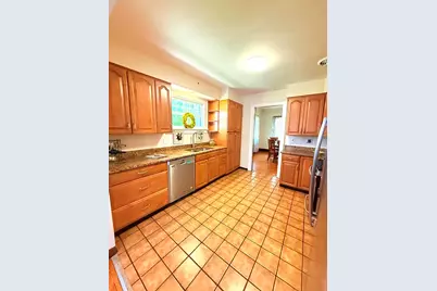 186 N Du Bois Avenue, Elgin, IL 60123 - Photo 11