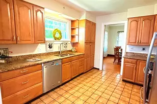 186 N Du Bois Ave, Elgin, IL 60123 - Photo 11