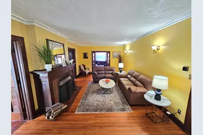 186 N Du Bois Avenue, Elgin, IL 60123 - Photo 5
