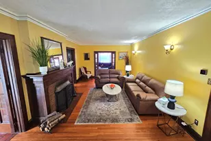 186 N Du Bois Ave, Elgin, IL 60123 - Photo 5