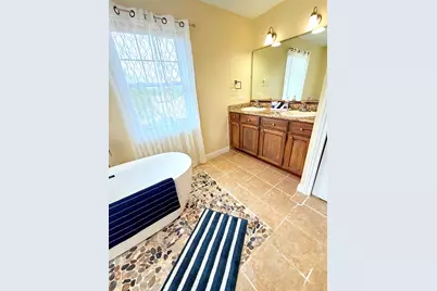 186 N Du Bois Avenue, Elgin, IL 60123 - Photo 29