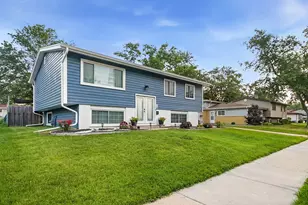 216 Lee St, Park Forest, IL 60466 - Photo 1