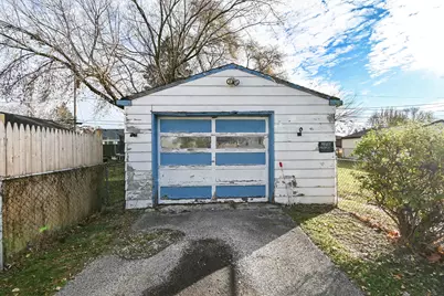 629 S Fulton Avenue, Waukegan, IL 60085 - Photo 23