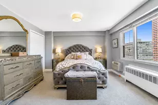2909 N Sheridan Rd, Chicago, IL 60657 - Photo 9