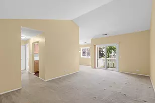 100 Superior Ct, Schaumburg, IL 60193 - Photo 3