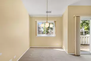 100 Superior Ct, Schaumburg, IL 60193 - Photo 9