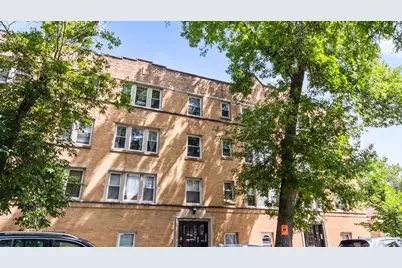 3652 W Belle Plaine Avenue #304, Chicago, IL 60618 - Photo 1