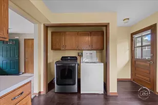1201 Johnston Dr, Aurora, IL 60506 - Photo 9