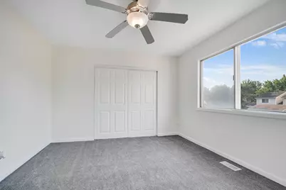 18 Woodsorrel Place, Woodridge, IL 60517 - Photo 15