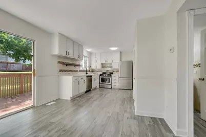 18 Woodsorrel Place, Woodridge, IL 60517 - Photo 5