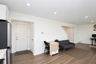 101 Fieldcrest Ave, Hampshire, IL 60140 - Photo 9