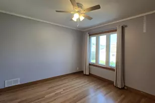 4855 S Tripp Ave, Chicago, IL 60632 - Photo 9