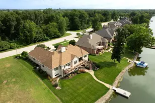 335 Edgewater Dr, Morris, IL 60450 - Photo 57