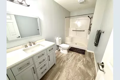 101 N Railroad Street, Patoka, IL 62875 - Photo 7