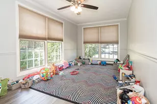 5525 S Washington St, Hinsdale, IL 60521 - Photo 7