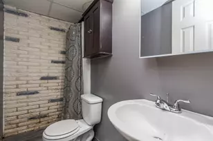 2408 Elim Ave, Zion, IL 60099 - Photo 29