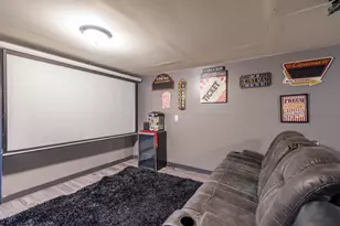 2408 Elim Ave, Zion, IL 60099 - Photo 27