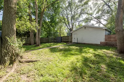 2408 Elim Avenue, Zion, IL 60099 - Photo 35