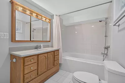 881 Heatherbrook Court, Wheaton, IL 60189 - Photo 23