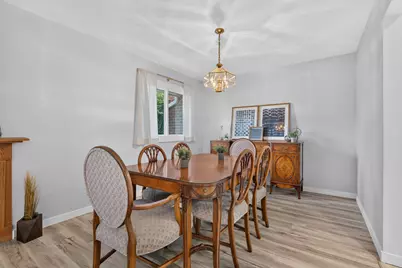 881 Heatherbrook Court, Wheaton, IL 60189 - Photo 11