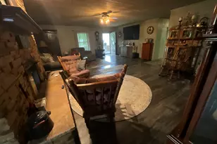 303 S Merritt St, Odin, IL 62870 - Photo 3