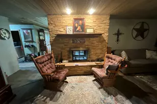 303 S Merritt St, Odin, IL 62870 - Photo 7