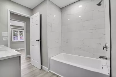 4255 Dixon Drive, Hoffman Estates, IL 60192 - Photo 25