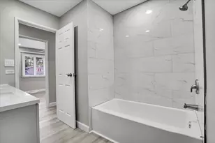 4255 Dixon Dr, Hoffman Estates, IL 60192 - Photo 25