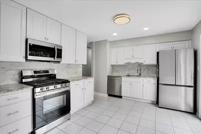 4255 Dixon Drive, Hoffman Estates, IL 60192 - Photo 13