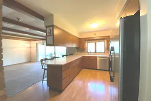 720 McClaran Ave, Aurora, IL 60506 - Photo 5