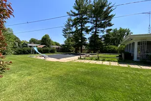 720 McClaran Ave, Aurora, IL 60506 - Photo 21