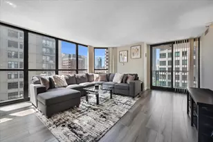 10 E Ontario St, Chicago, IL 60611 - Photo 5